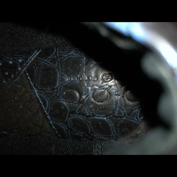 BOC ( Born) woman’s Navy snakeskin comfort clogs - Picture 6 of 7